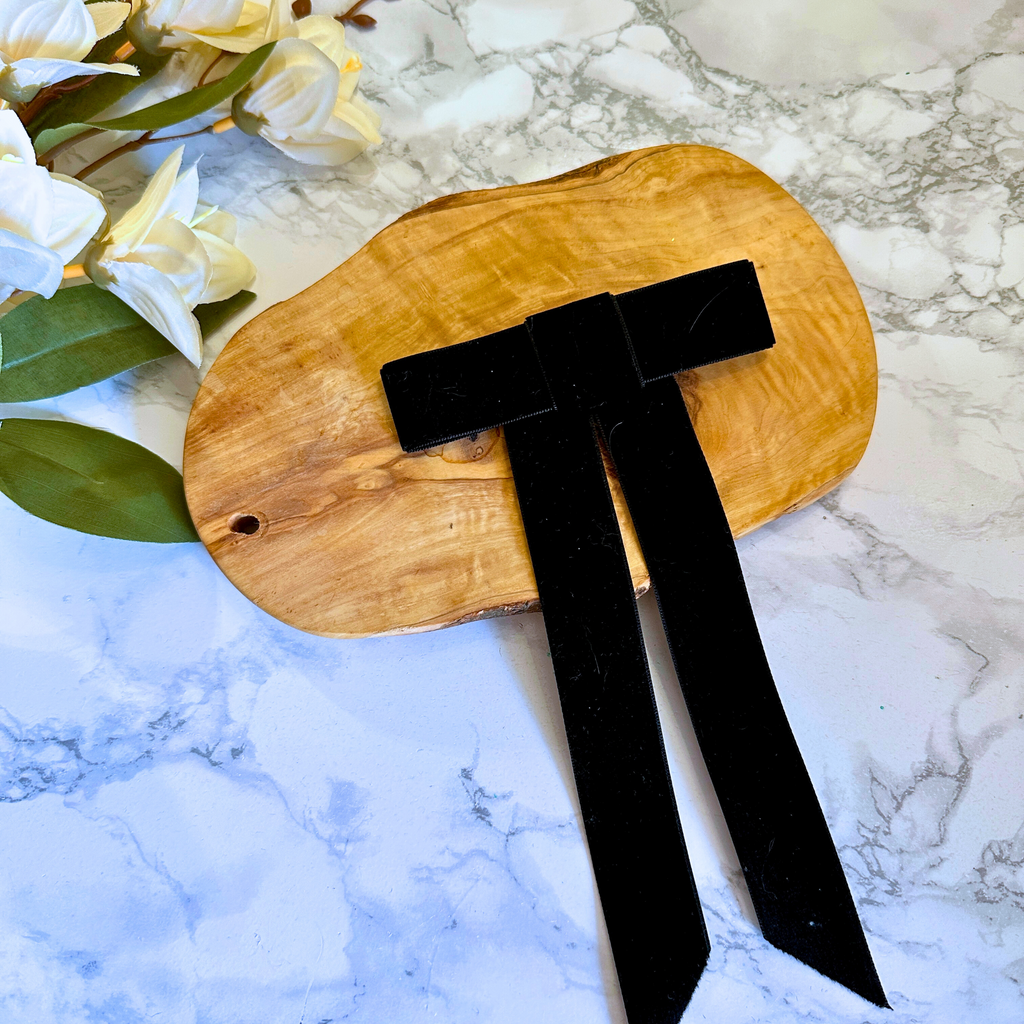 The Blaire Bow